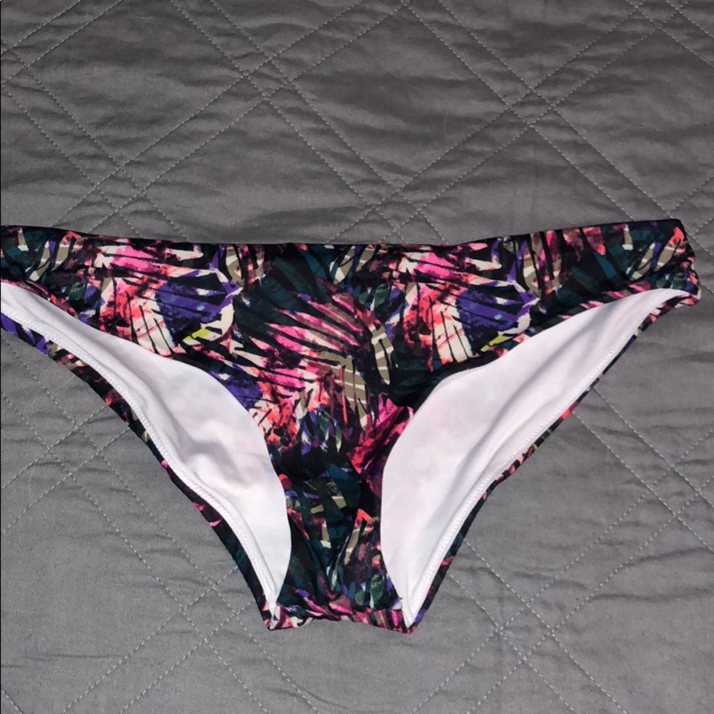 VS/Pink bathing suit bottoms